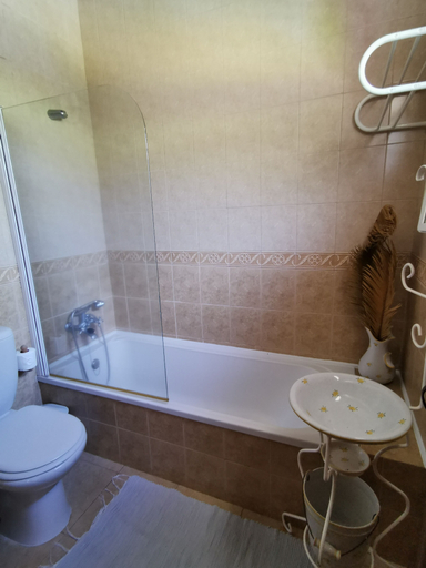 Bathroom 3, Casal do Vulcão, Horta