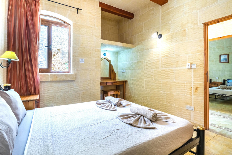 Bedroom 2, Ta Guljetta 4 Bedroom Villa With Private Pool