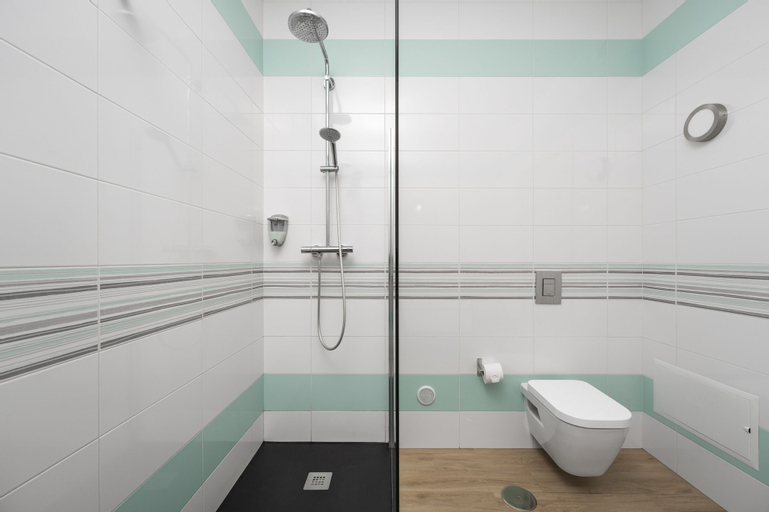 Bathroom 3