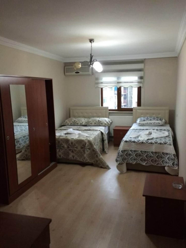 Bedroom 2, Paradise Lost Hotel, Merkez