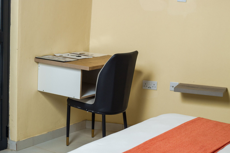 Bedroom 3, Magotlho Hotel and Resort, Kgatleng