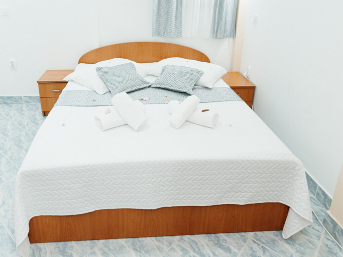 Others 4, Apartments Dragobratović, Slivno
