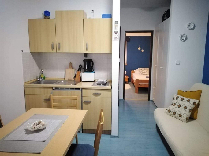 Others 5, Apartments Marija, Pirovac