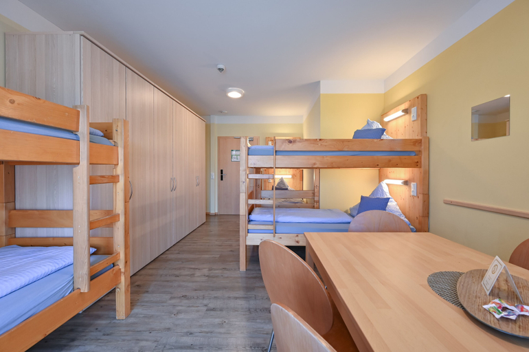 Bedroom 3, Rote Villa Füssen, Ostallgäu