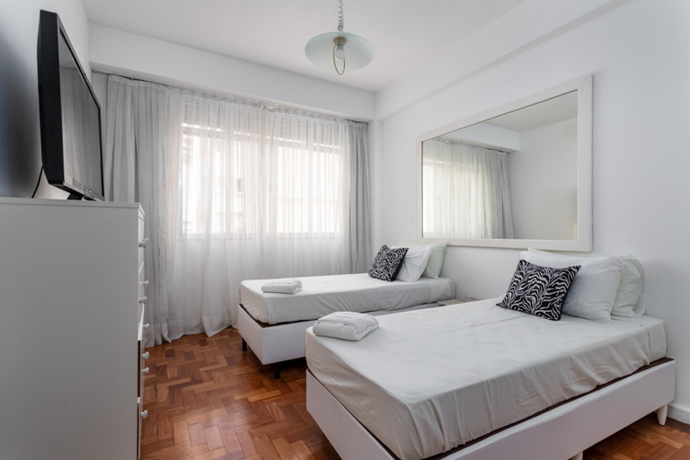 Room 2, A 2 Minutos de la Playa de Copacabana A801, Rio de Janeiro