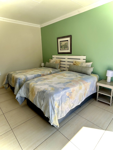 Bedroom 2, Protea Guesthouse, Amajuba