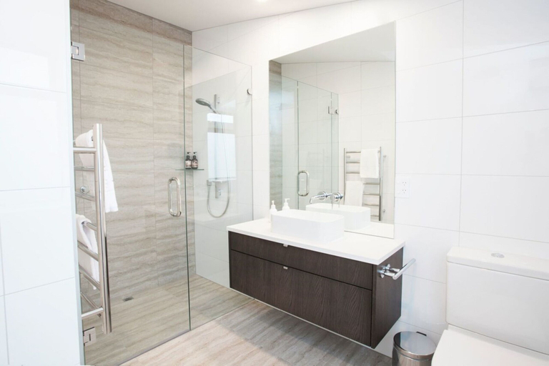 Bathroom 4, Dungarvon Street Apartments, Queenstown-Lakes
