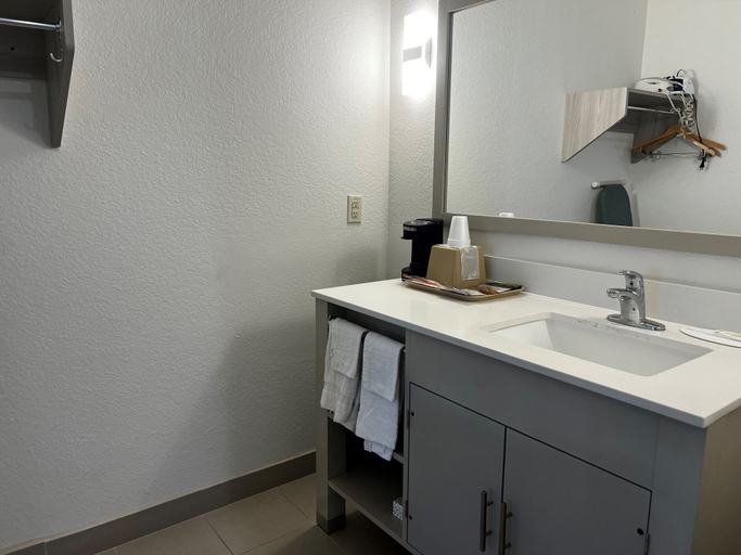 Bathroom 4, Super 8 by Wyndham Rosenberg TX, Fort Bend