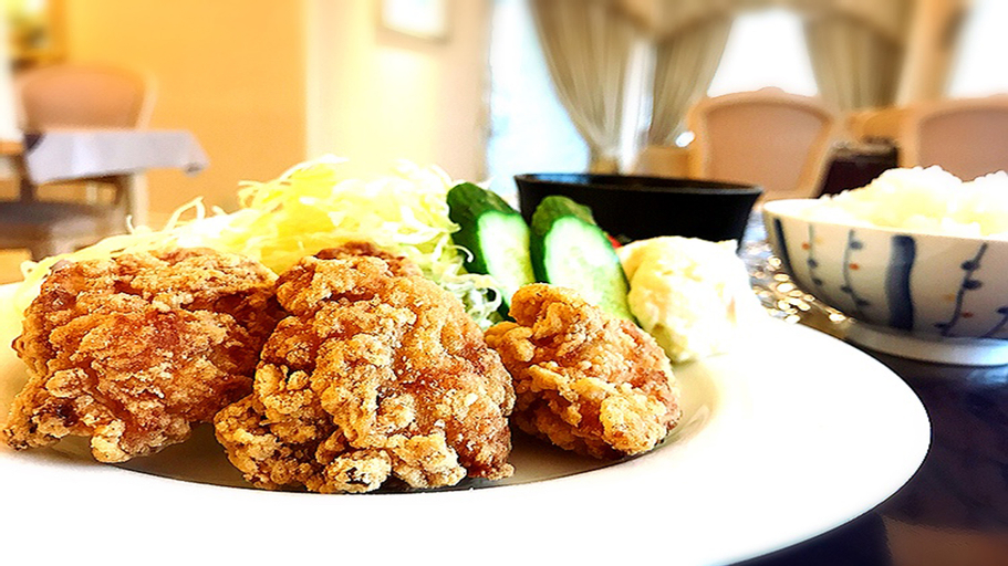 Food & Drinks 29