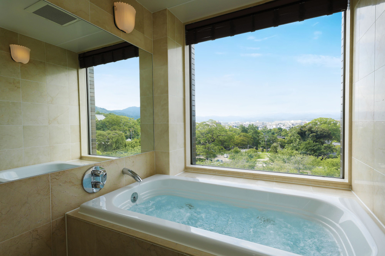 Bathroom 3, Hotel Chourakukan, Kyoto