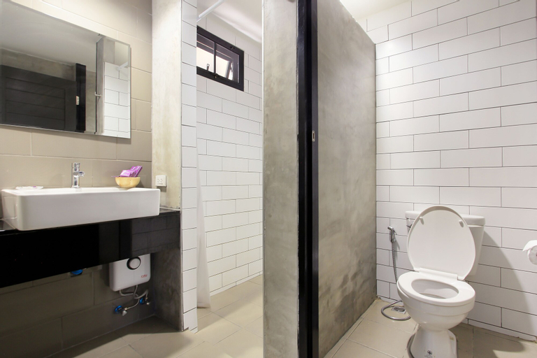 Bathroom 3