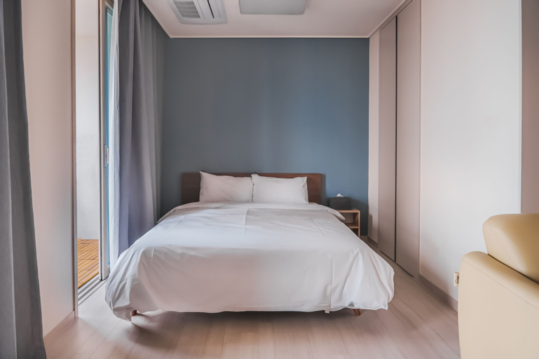 Bedroom 21