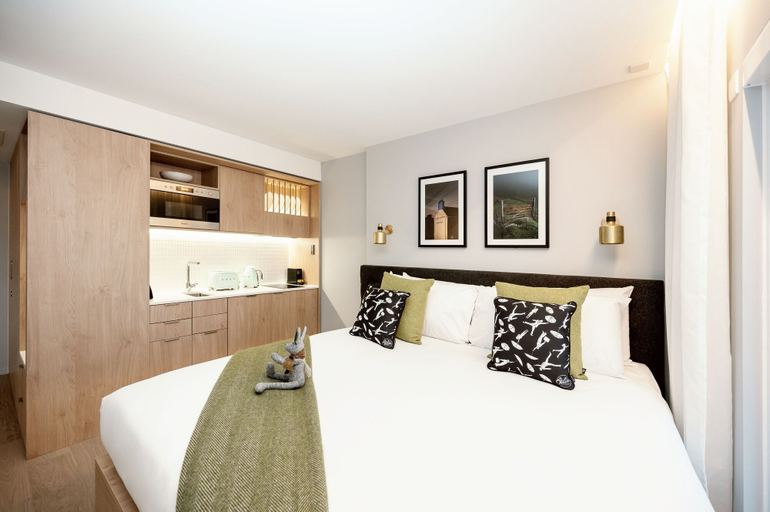 Bedroom 4, Wilde Aparthotels, London, Paddington, London