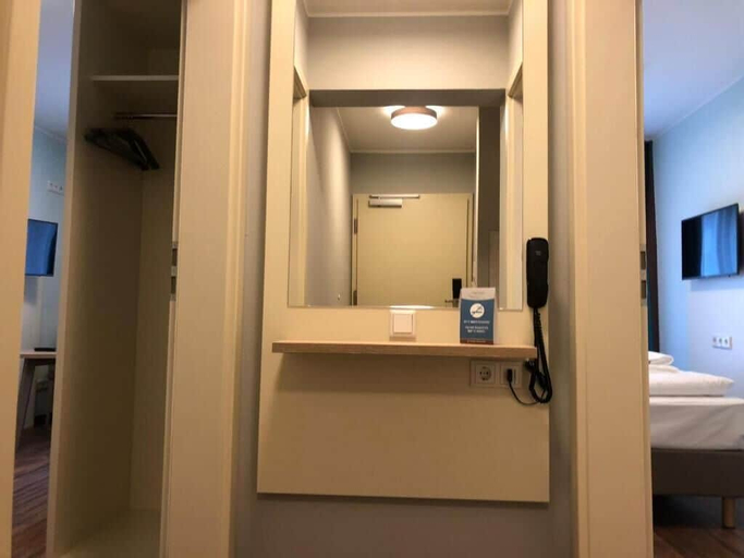 Bedroom 21