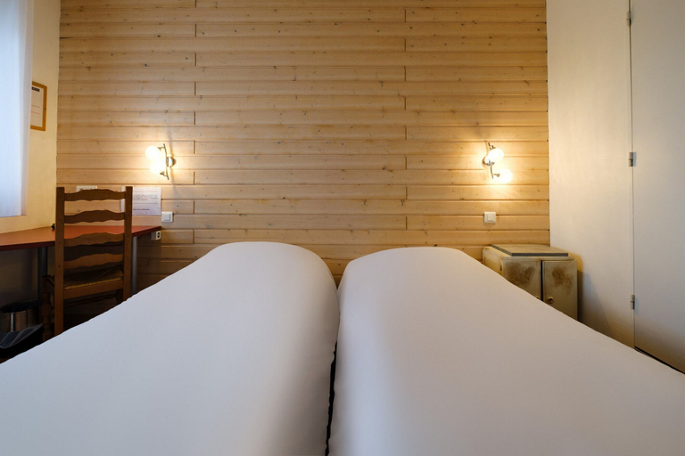 Bedroom 3, Eqynox, Marne