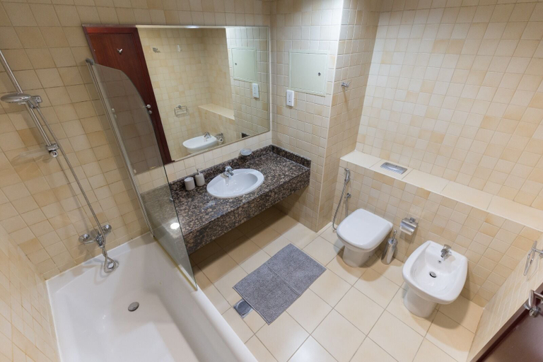 Bathroom 3, Spacious 1BR 5 minutes to beach, Dubai