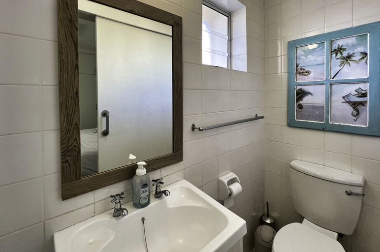 Bathroom 3, Seehuisie, Langebaan 6-Sleeper, West Coast
