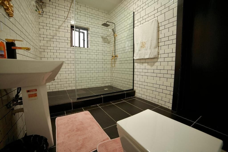 Bathroom 5, 247 Luxury Hotel & Apartment Ajah, Eti-Osa
