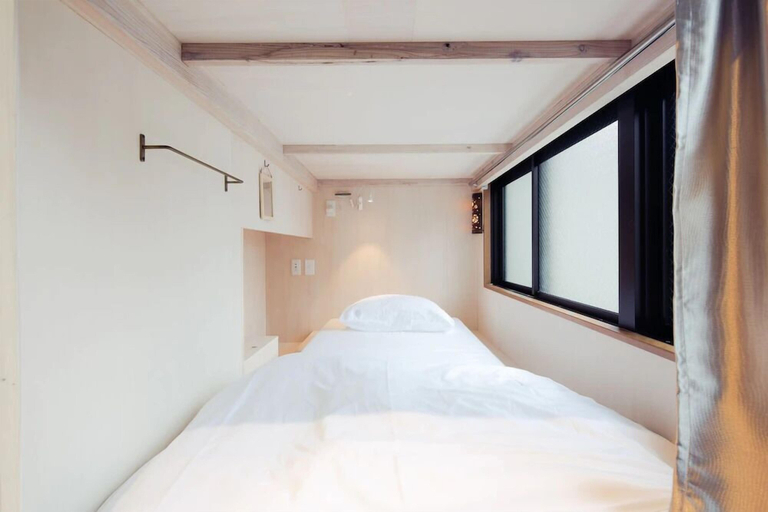 Bedroom 4, GOLDEN GUEST HOUSE HAKATA - Hostel, Fukuoka