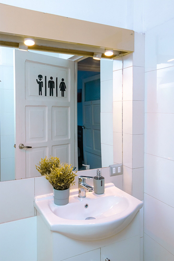 Bathroom 4, Casa del lado Santiago Providencia, Santiago