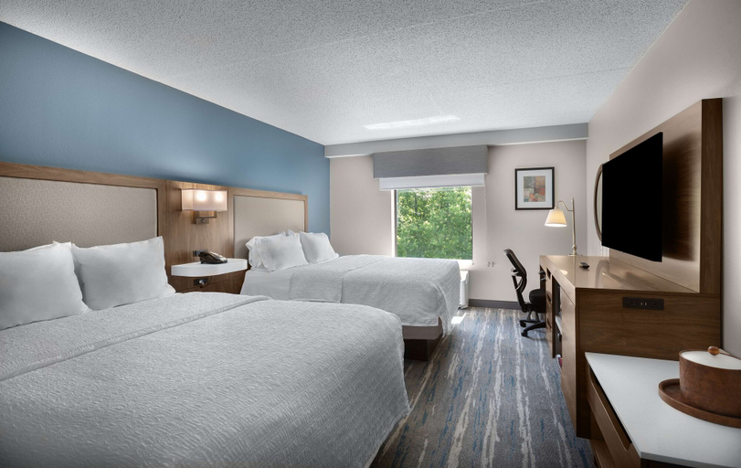 Bedroom 3, Hampton Inn Charlotte-Belmont at Montcross, Gaston