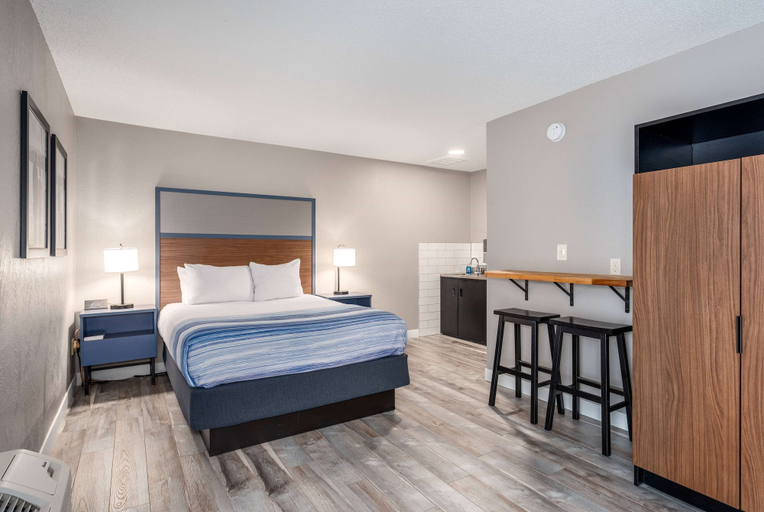 Bedroom 4, AmericInn by Wyndham New Richmond, Saint Croix