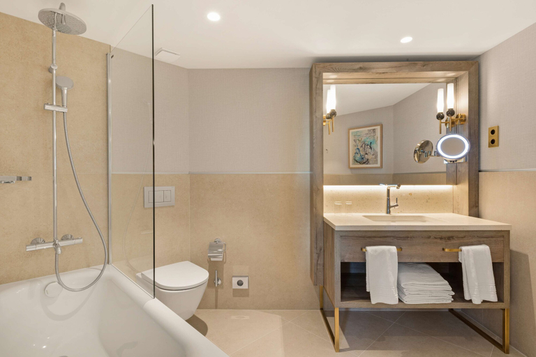 Bathroom 5, Hilton Mallorca Galatzo, Baleares