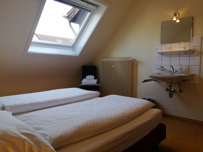 Bedroom 4, Hotel Garni Elisabeth, Göppingen