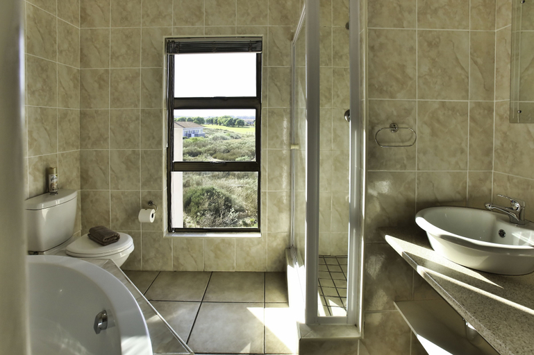 Bathroom 3, Mulligan, Langebaan 10-sleeper, West Coast