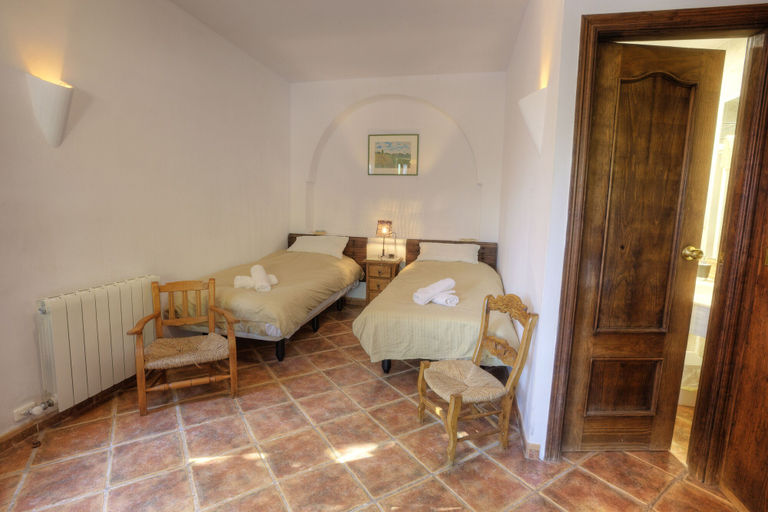 Bedroom 3, Casa Rural Alba Montis, Granada