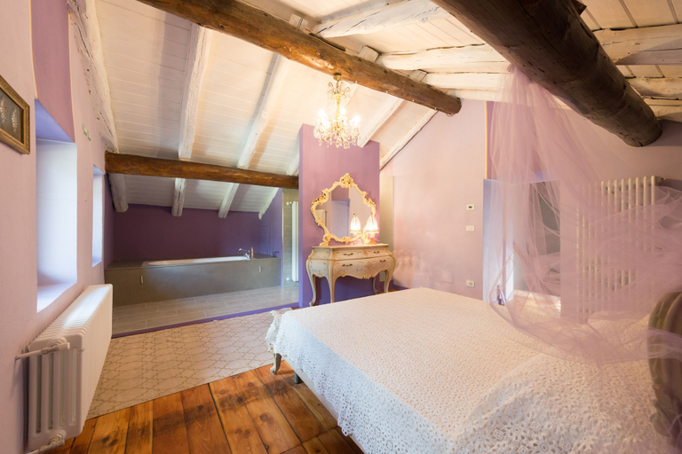 Bedroom 2, Quart de Lune- Boutique B&B, Aosta