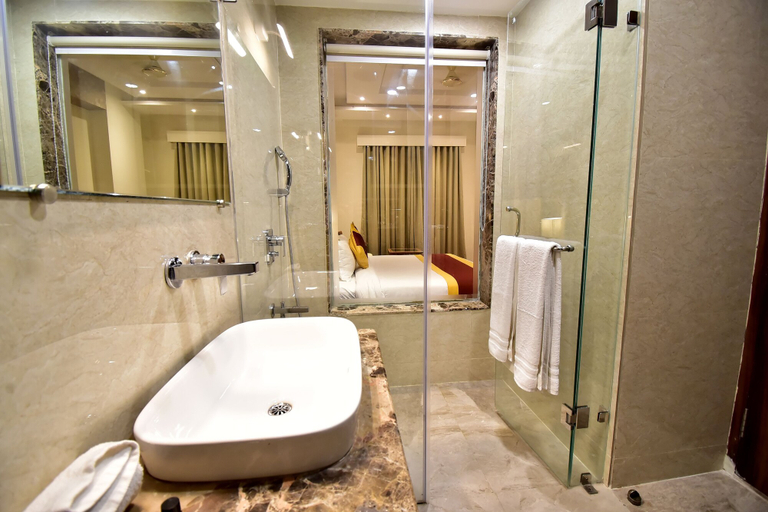 Bathroom 4, HOTEL CENTELLA, Gwalior