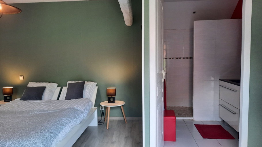 Bedroom 3, La Cler’Hier, Aube