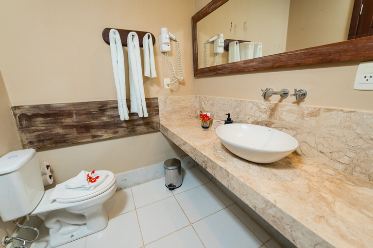 Bathroom 7