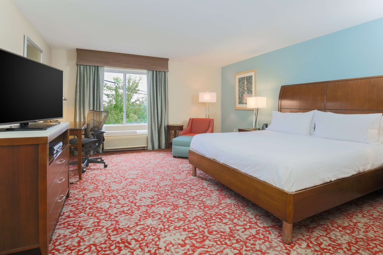 Bedroom 3, Hilton Garden Inn Nanuet, Rockland