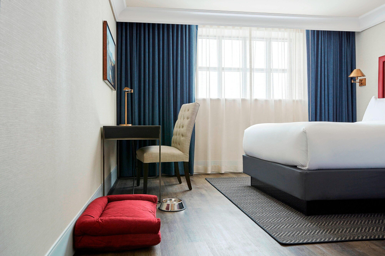 Bedroom 3, The Wick, Hudson, A Tribute Portfolio Hotel, Columbia