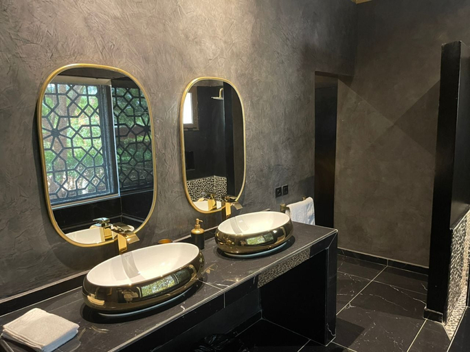 Bathroom 4, Villa Petit Paradis Boutique Hôtel, Mbour
