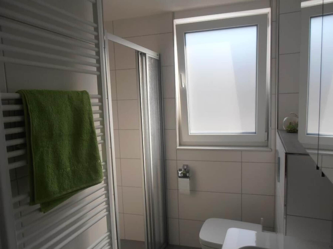 Bathroom 3, Residenz Windjammer, Cuxhaven