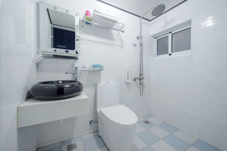 Bathroom 4, Ocean B&B, Pingtung