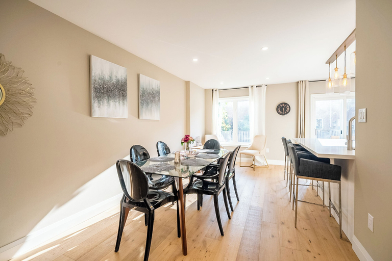 Others 4, GLOBALSTAY Modern 4Br TH near Green Park, York