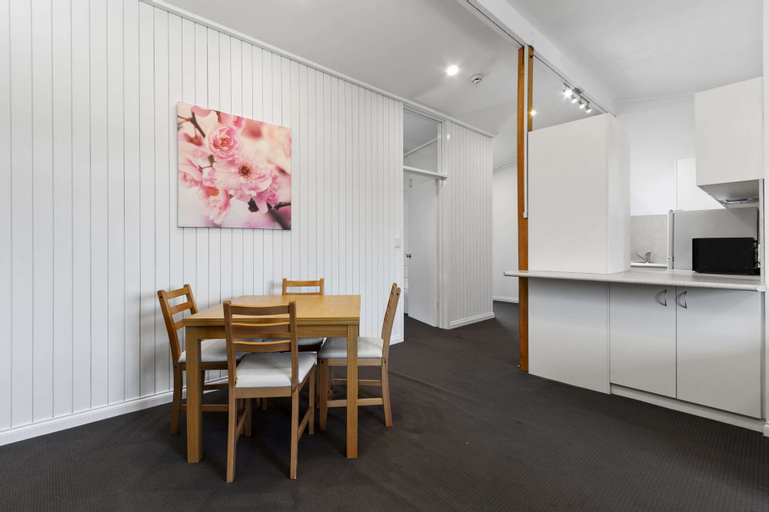 Dining Room 8