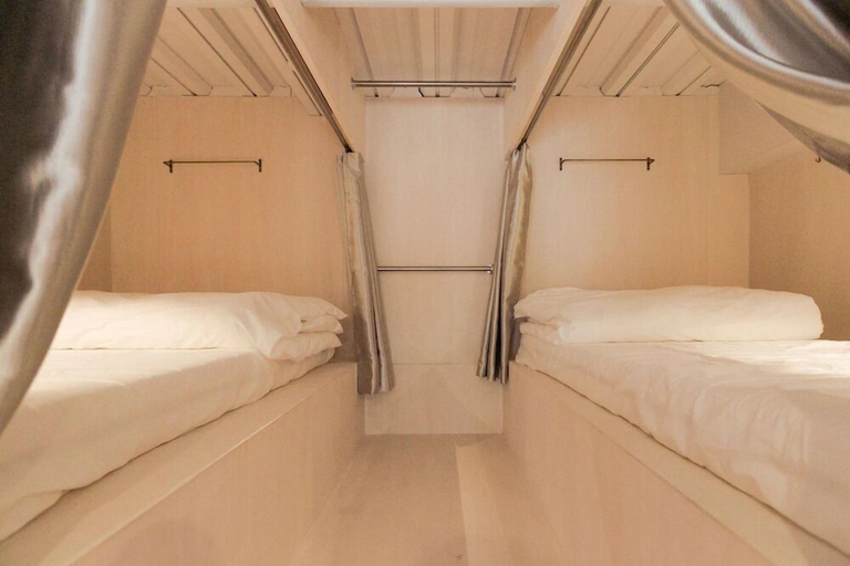 Bedroom 3, GOLDEN GUEST HOUSE HAKATA - Hostel, Fukuoka