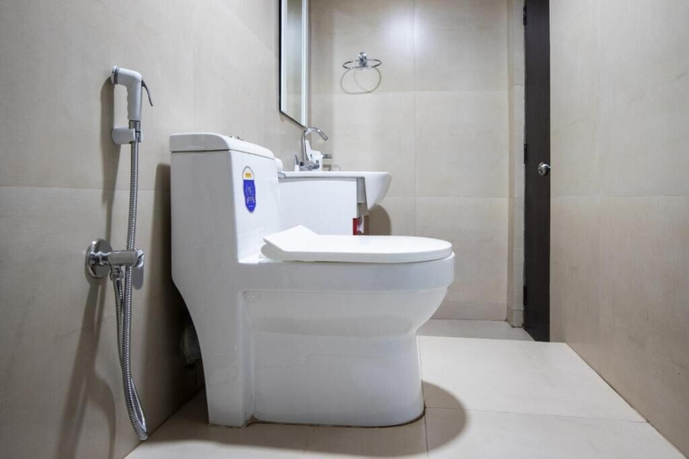 Bathroom 4, Summit Oakden Resort & Spa, Darjiling