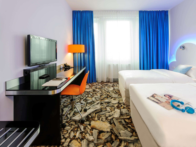 Bedroom 3, Munich East Hotel, München