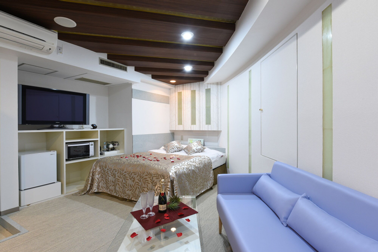 Bedroom 18