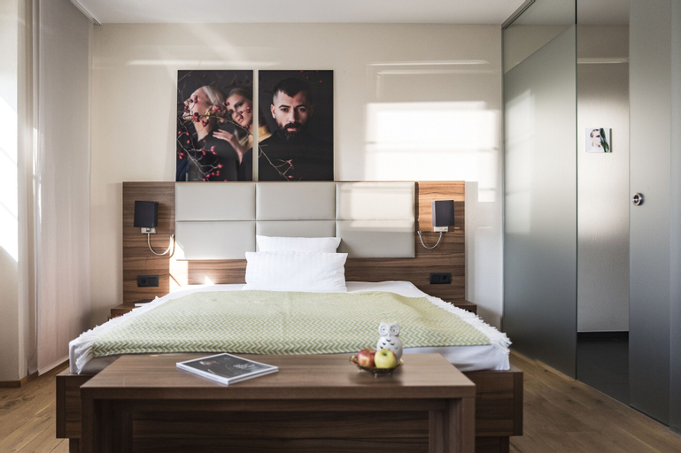 Bedroom 13