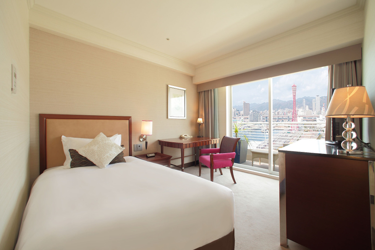 Bedroom 4, Kobe MerikenPark Oriental Hotel, Kobe
