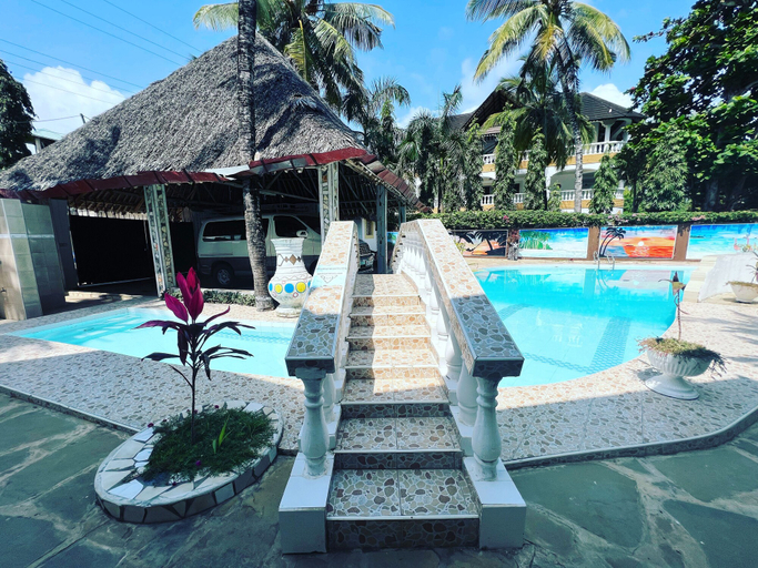Pool 4, Diani Dream House - 4 Bedroom, Msambweni