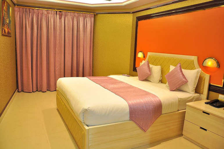 Bedroom 3, Bowshar International Hotel, Bausher