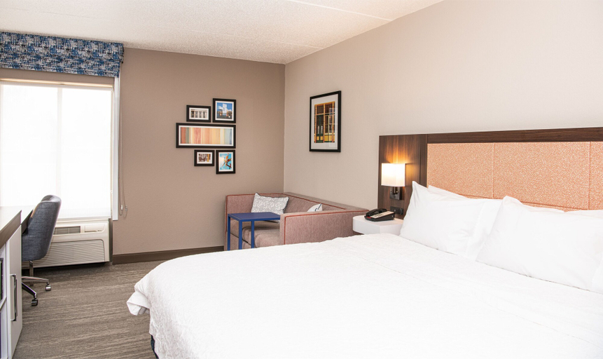 Bedroom 3, Hampton Inn Cleveland-Solon, Cuyahoga